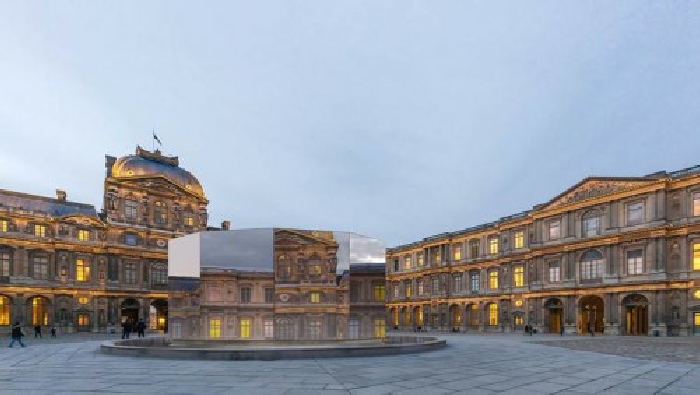 Eva Jospin, Panorama, Cour carrée du Musée du Louvre, Paris